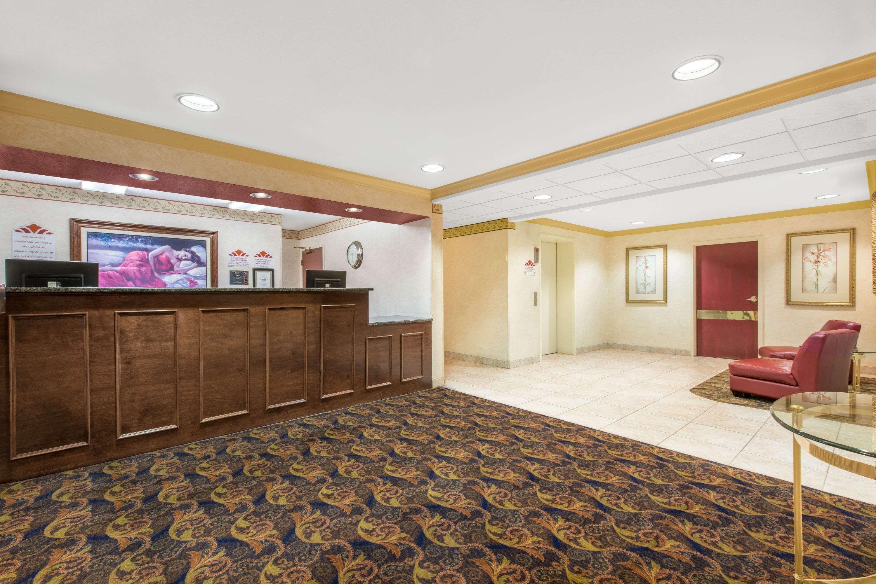 Lancaster Suites Buitenkant foto